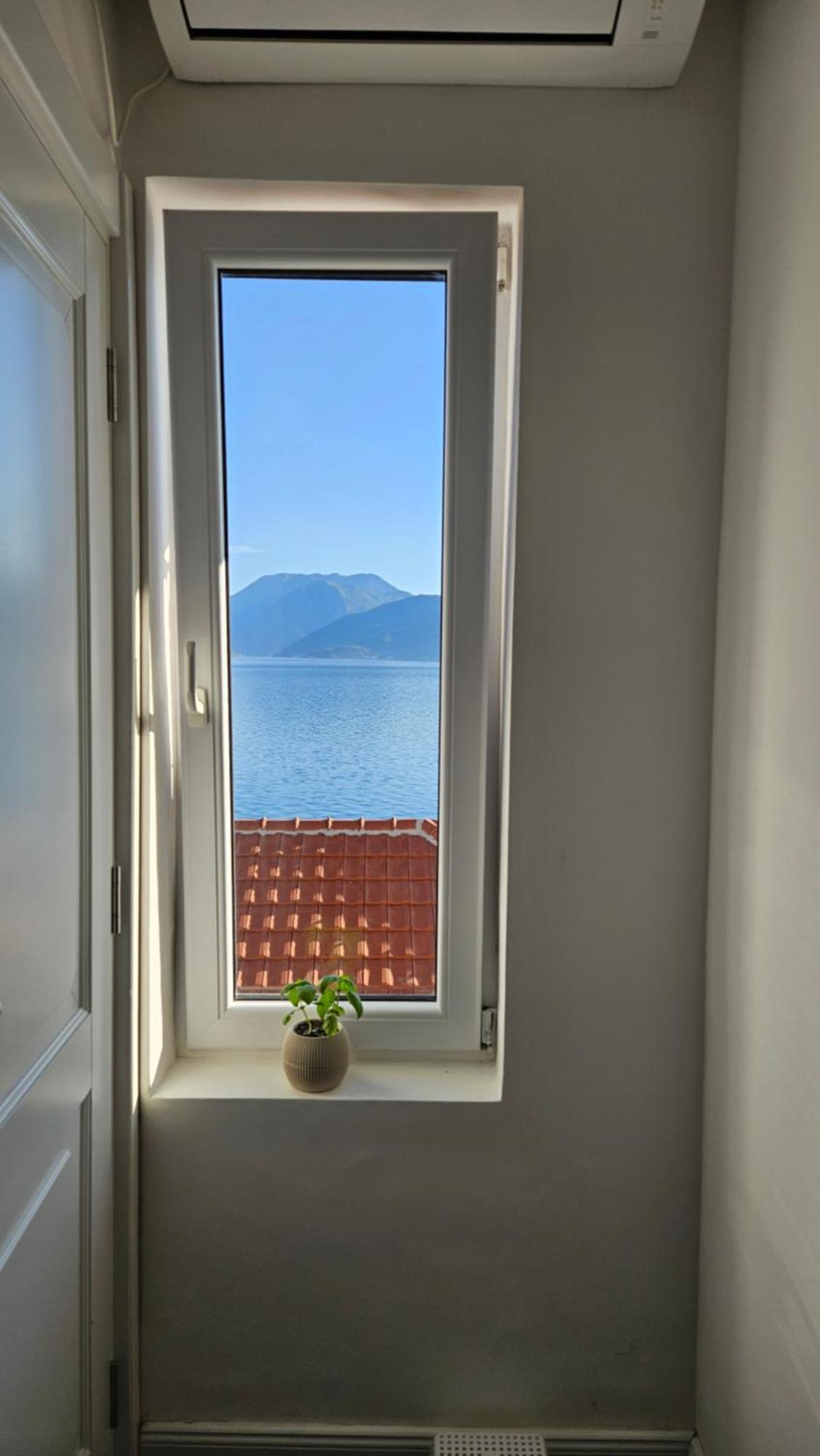 La Casa Di Sonja Apartment Tivat Exterior foto